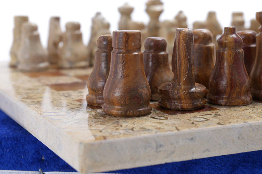 Шахматы из камня "Сицилия" яшма и ракушечник 25 купить в Ростове-на-Дону Шахматы из камня "Сицилия" яшма и ракушечник 25 купить в Ростове-на-Дону