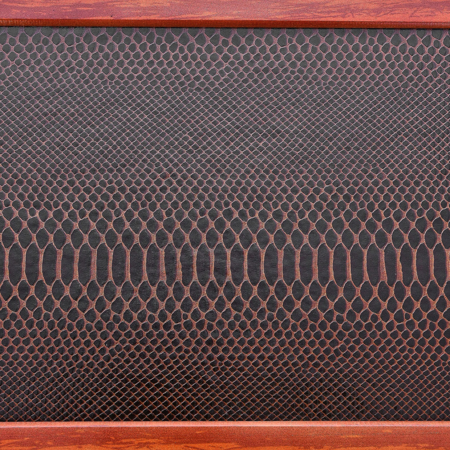 Нарды кожаные Пермские "Золотой питон" средние 50 купить в Ростове-на-Дону Нарды кожаные Пермские "Золотой питон" средние 50 купить в Ростове-на-Дону