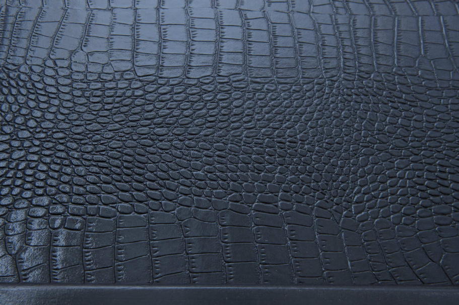 Нарды кожаные Пермские "Крокодил" средние 50 купить в Ростове-на-Дону Нарды кожаные Пермские "Крокодил" средние 50 купить в Ростове-на-Дону